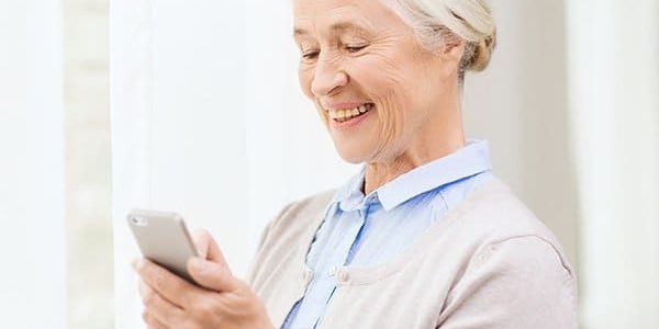 Senior Tips for Using an iPhone - Senior Reverse Network